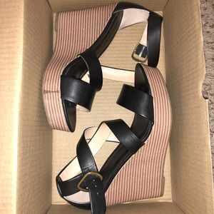Banana Republic black wedges with original box